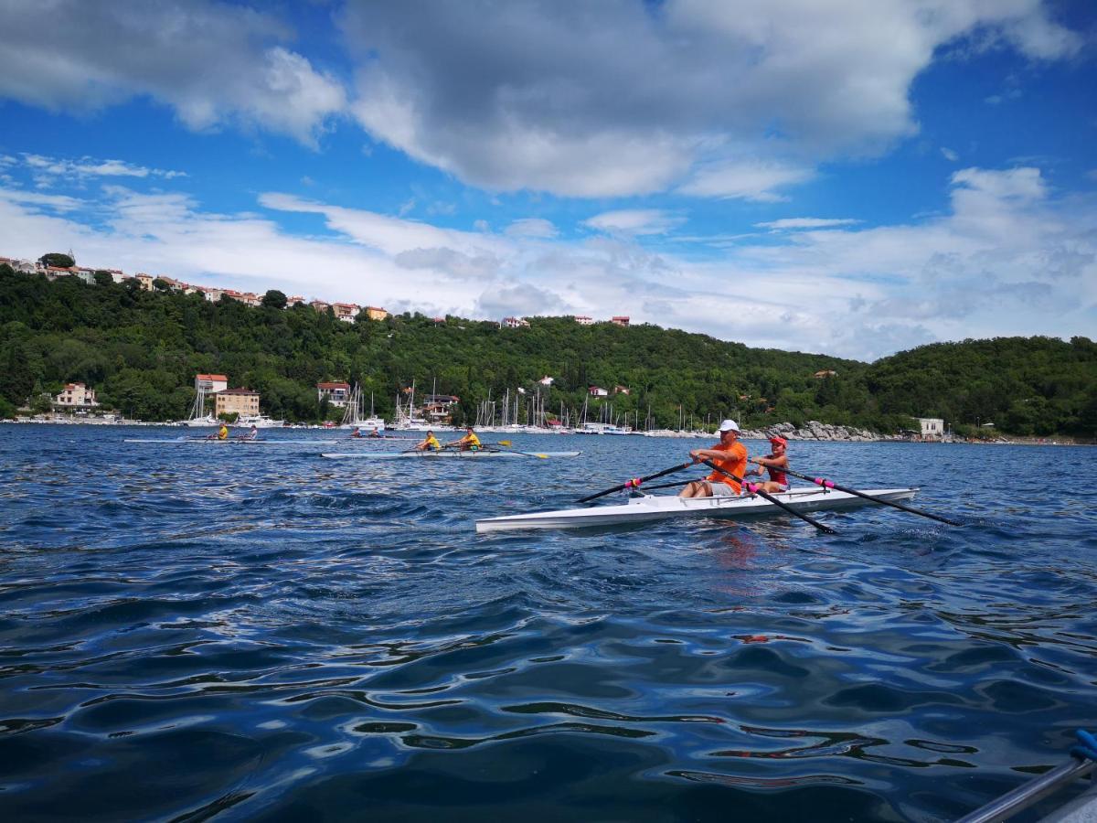 Holiday Home Nika Omišalj Екстериор снимка